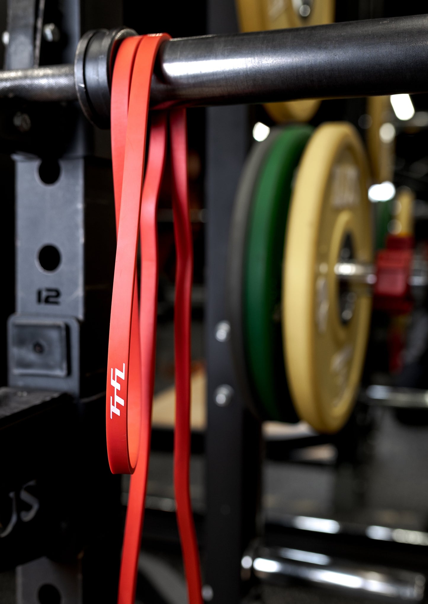 PACK MUÑEQUERAS + BANDA DE RESISTENCIA ROJA + STRAPS NEGROS