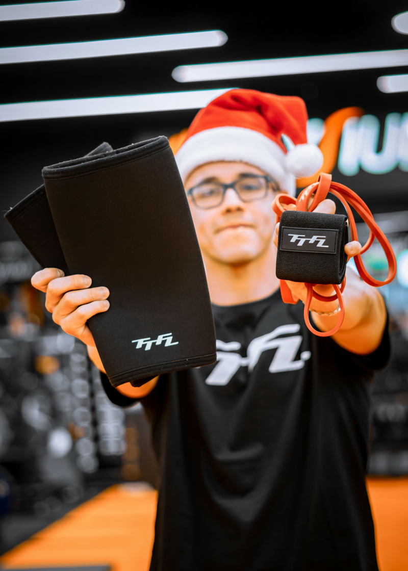 PACK FULL (RODILLERAS FLEXIBLES + MUÑEQUERAS SEMI FLEXIBLES + BANDA ELASTICA DE REGALO))