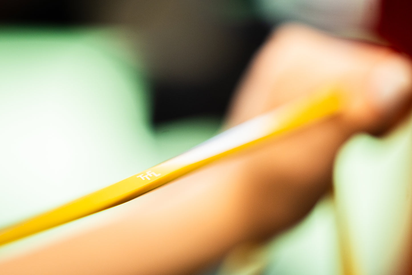 BANDA DE RESISTENCIA (2 A 7 KG) AMARILLA PARA ENTRENAMIENTO  - TTFL