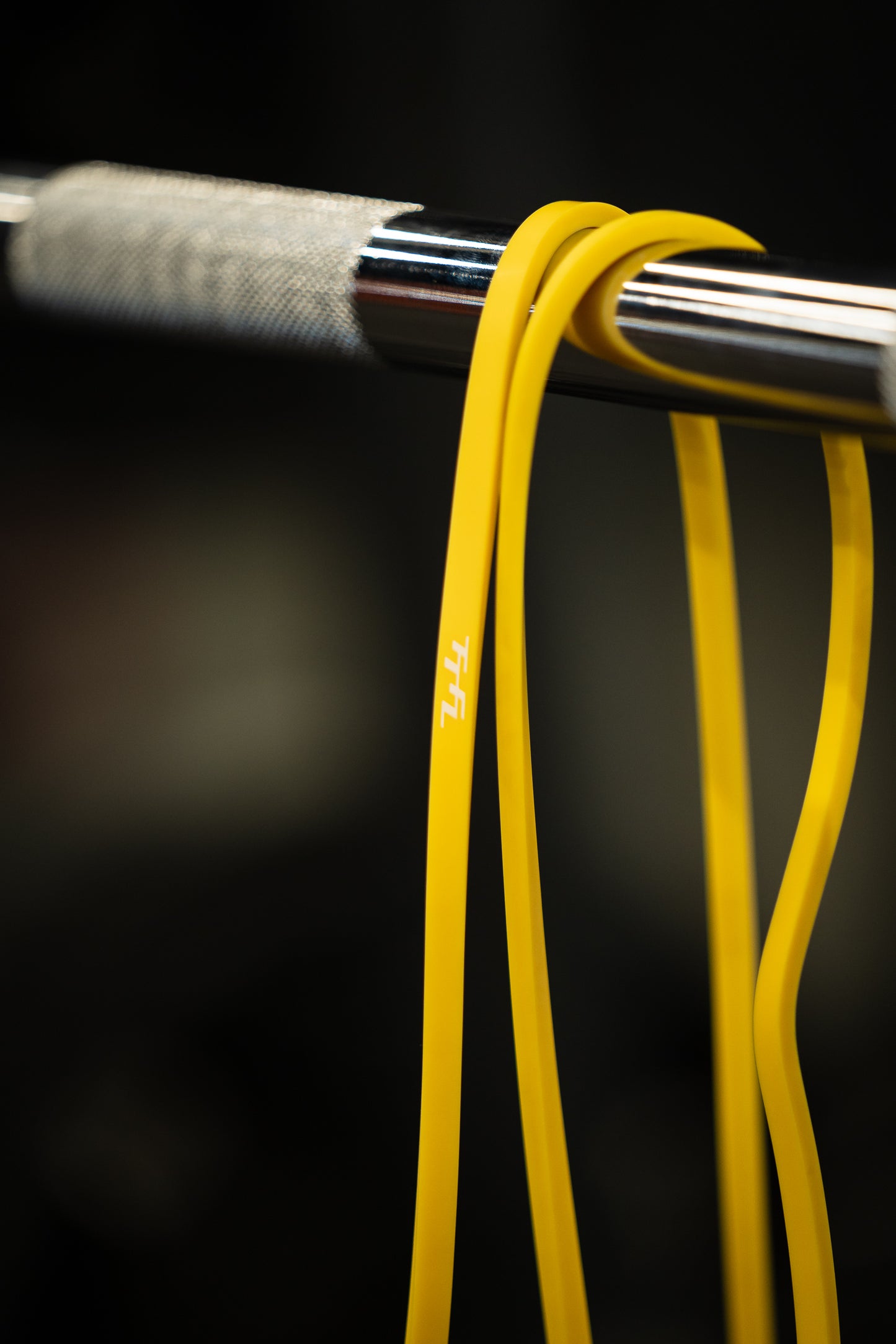 BANDA DE RESISTENCIA (2 A 7 KG) AMARILLA PARA ENTRENAMIENTO  - TTFL