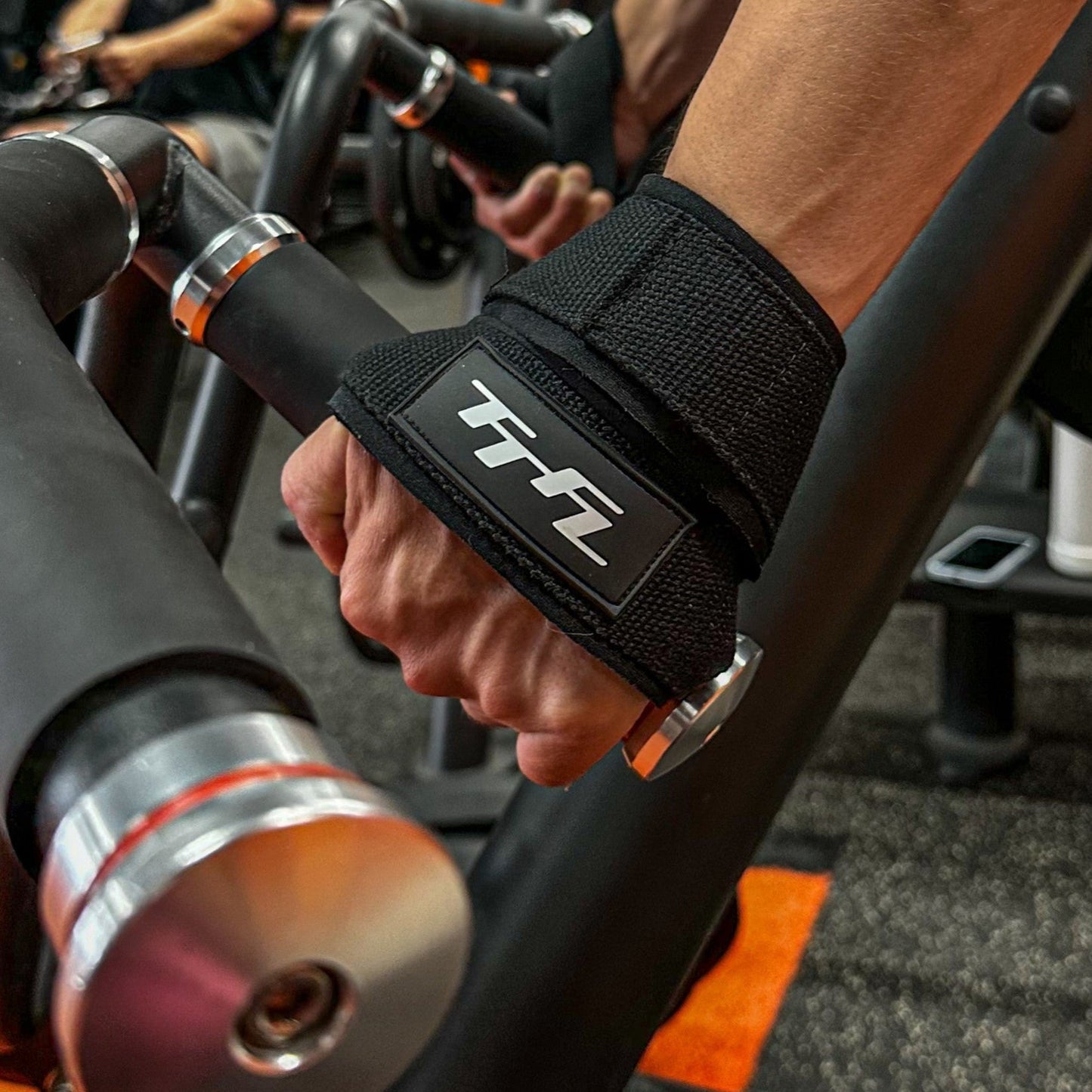 Kit TTFL: Muñequeras + Straps + Banda de Regalo